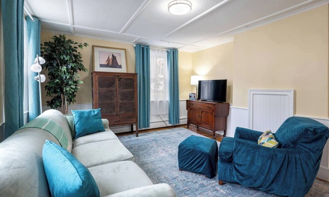 Gloucester Apartment | Fish & Ships on Canal: Steps to Ocean, Blvd, Park