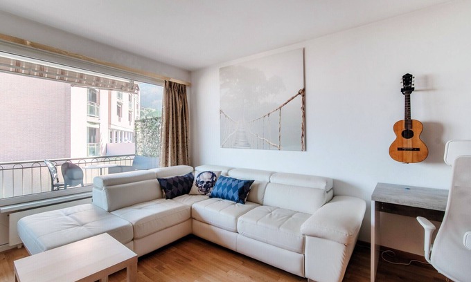 Paradiso Apartment | Fitness friendly studio apartment in Paradiso (Little Paradise)