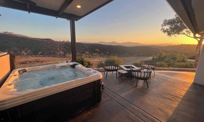 Temecula House | Five bedroom hilltop view home with spa and three fire pits