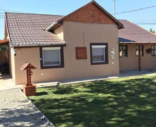 Tiszafured Apartment | Flóra vendégház Tiszafüred