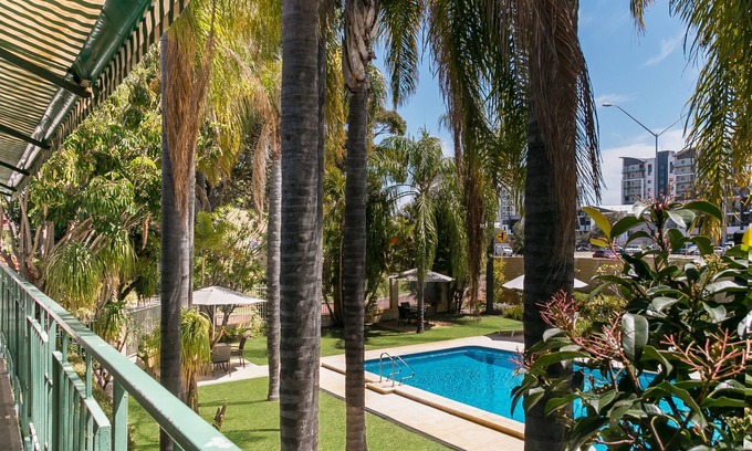 Rivervale Hotel | Flag Motor Lodge