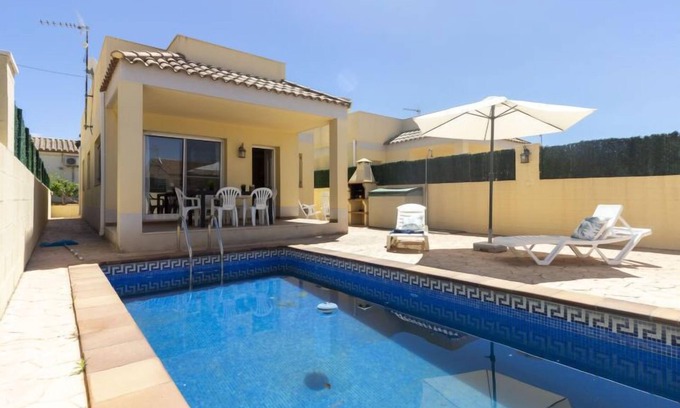 Riumar House | Flamenc 2 by Interhome