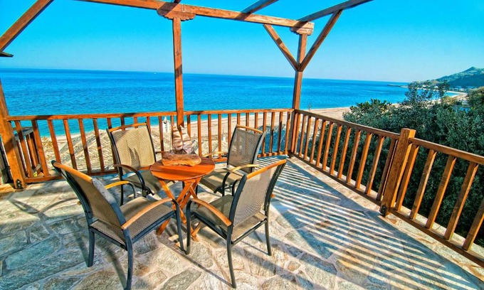 Zagora-Mouresi Apartment | Flamingo Hotel Pelion - Seaside Superior Studios & Suites