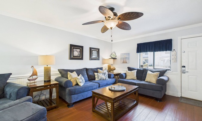 Panama City Beach House | Flamingo Paradise 169-Beach Access-Sleeps 8
