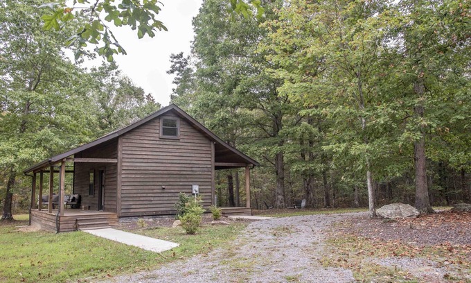 Tracy City House | Flat Branch Lodge - Tracy City TN