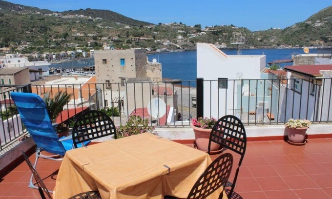 Lipari Historic Centre House | flat 'Ciaola' with private terrace