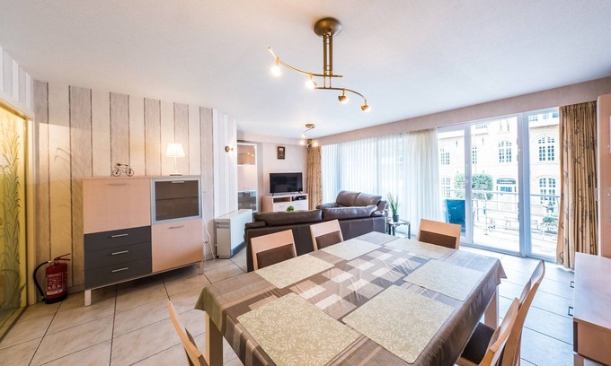 Middelkerke Apartment | Flat in Ostend near the Seafront