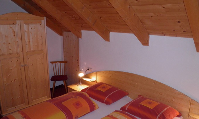 San Lorenzo di Sebato Apartment | Flatscherhof Gemütliche Ferienwohnung für Zwei Personen