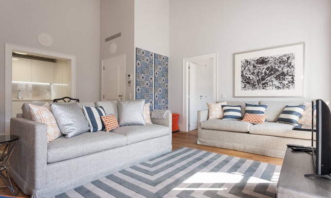 Baixa Apartment | FLH Restauradores Amazing Flat with View
