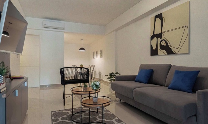 Buenos Aires Central Business District Apartment | Fliphaus + Moreno 500 - Lux Lofts Plaza de Mayo