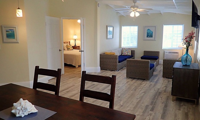 Cockburn Town Apartment | FLIRTY FLAMINGOS - Spacious, airy 2 bedrooms 2 bathrooms - Grand Turk Island!