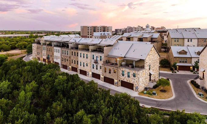 Georgetown House | Flood, Fire, Freeze, Renovations? Emergency Housing Experts In Georgetown!