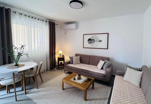 Qender Apartment | Florentina Apartaments
