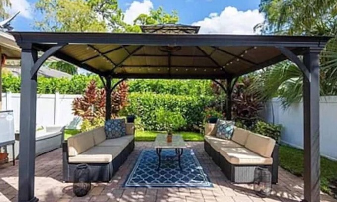 Wellington House | Florida Oasis in Wellington