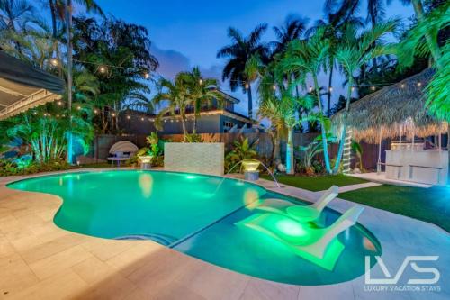 Victoria Park House | Floridita- WOW PhotoOps LasOlas HotPool TikiBar
