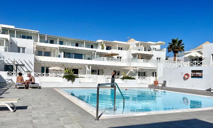 Playa del Cable Apartment | Flower Beach Suite 14