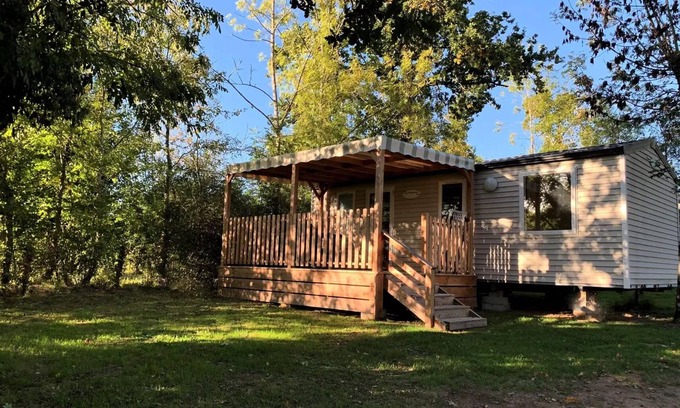 Verruyes House | Flower Camping Côté Lac * - Mobile home 3 bedrooms Relax Comfort 32m2 Terrace 15m2 + TV 6 persons