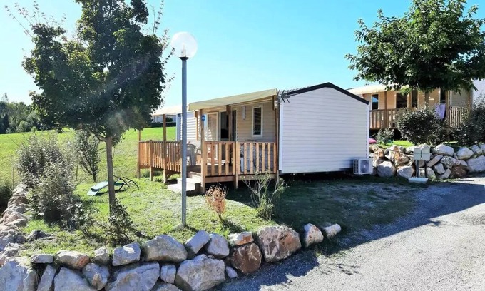 Manosque House | Flower Camping Provence Vallée * - Mobile home Comfort XL 30.5 m2 2 bedrooms + Terrace + Air conditioning + 2 bathrooms + TV 5 persons