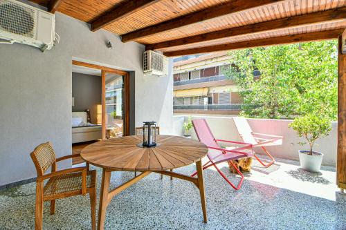Ilisia Apartment | Flowers of Athens