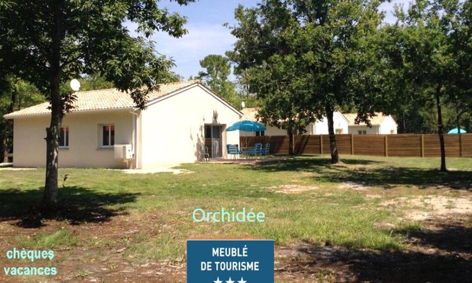 Grayan-Et-L'Hopital House | flowery villas "Orchid"
