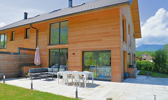 Echarvines House | Following last-minute withdrawal. Quiet, modern house 2 min from Lake Annecy