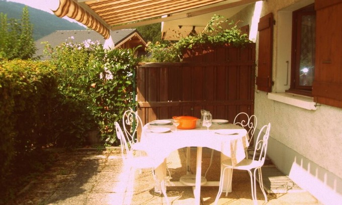 Verchaix Apartment | for hire 40 square meter flat for 5 persons in Verchaix-Morillon near SAMOENS