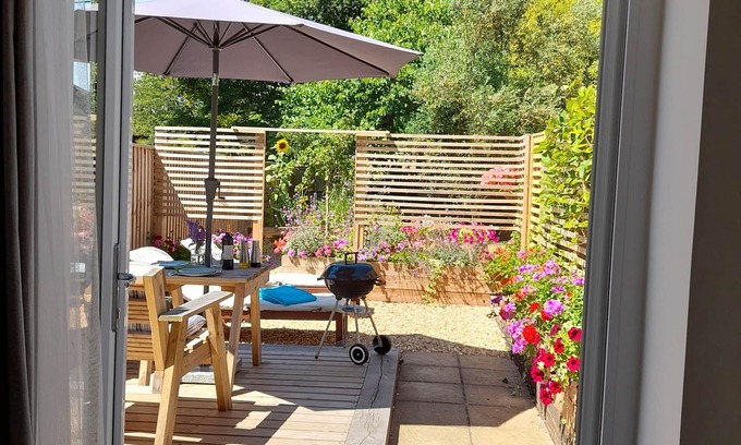 New Forest District Apartment | Forest Palms Studio New Forest National Park