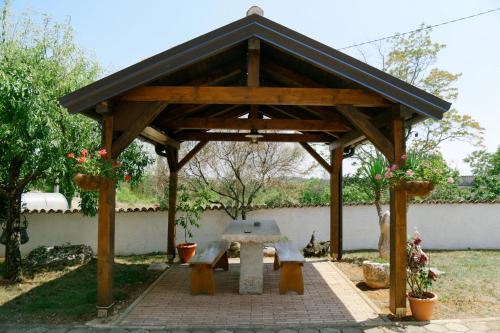 Jasenovica Apartment | Forest Retreat