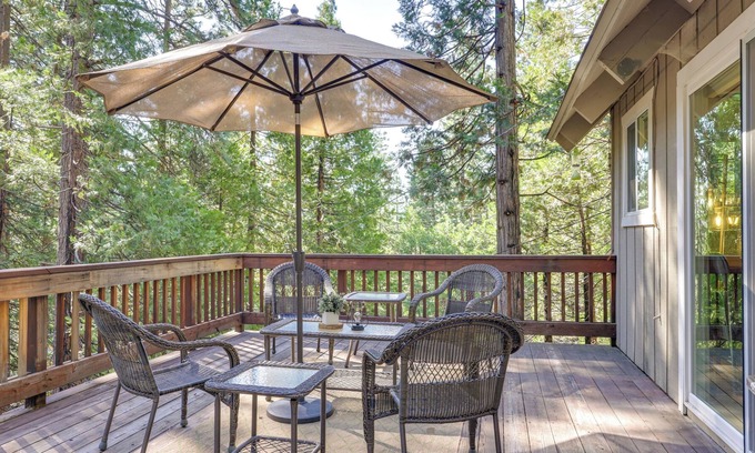 Cold Springs Cottage | Forested Cold Springs Cabin w/Wood-burning Stove!