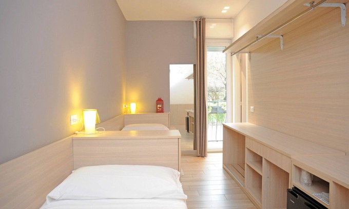 Rho House | Foresteria Rhodense Via Italia