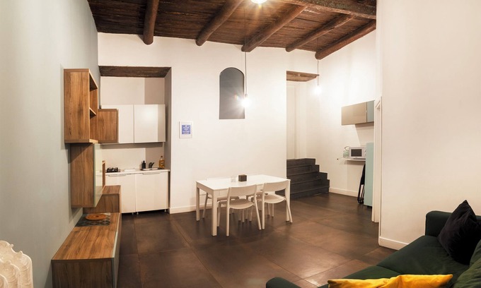 Naples City Centre Apartment | Foria Apartment