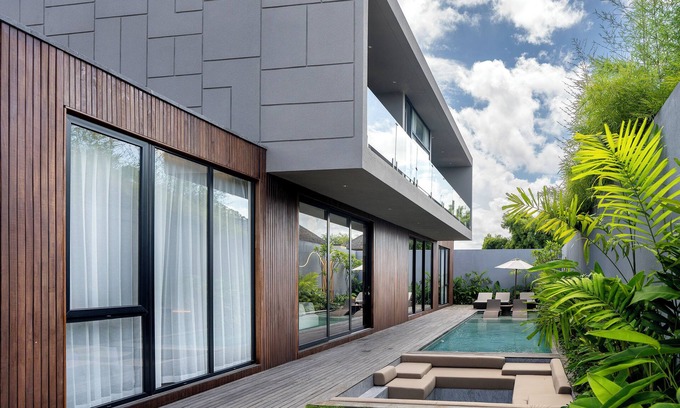Batu Bolong Villa | Four-bedroom Private pool Villa Trident -1 in Batu Balong