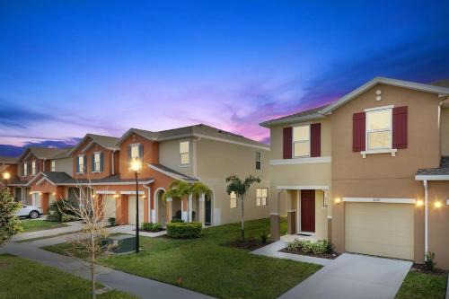 Kissimmee House | Four Bedrooms Resort TownHome 5128