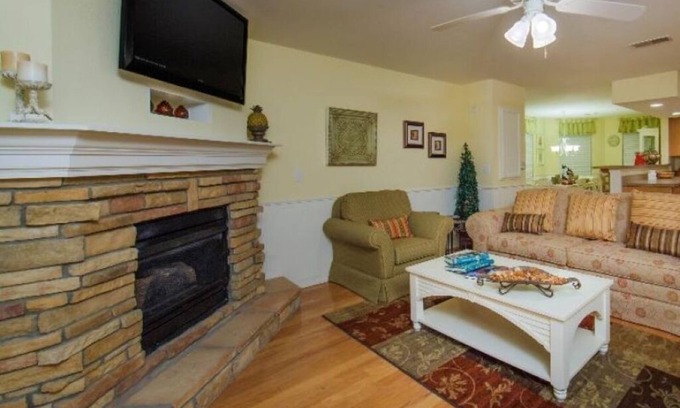 Branson Apartment | Four-Room Getaway | Swim, Soak & Play All Day Outdoors