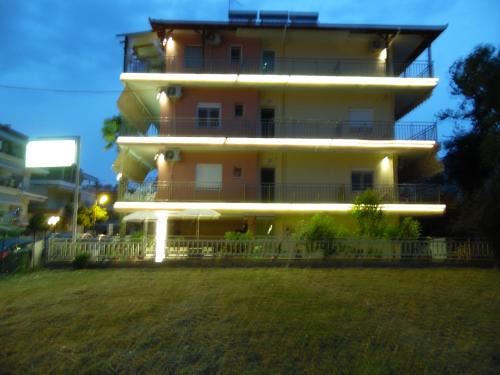 Katerini Apartment | Four Seasons 2