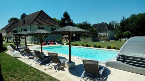 Beaujeu-Saint-Vallier-Pierrejux-et-Quitteur House | Le Domaine des Papillons