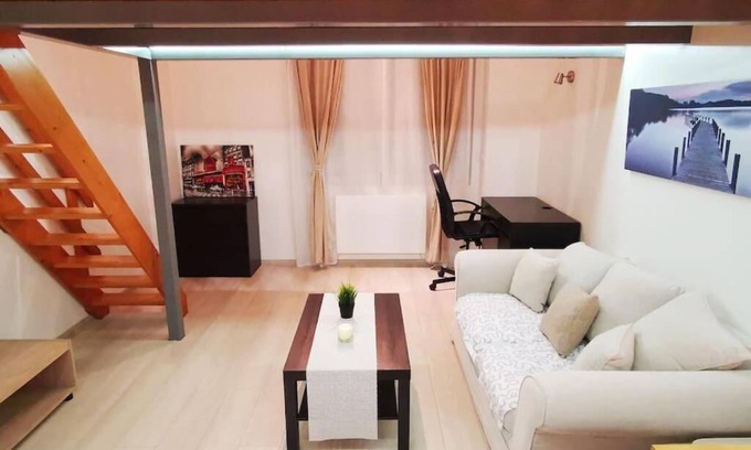 Les Avenieres-Veyrins-Thuellin Apartment | Cosy studio with mezzanine & parking 2min Walibi