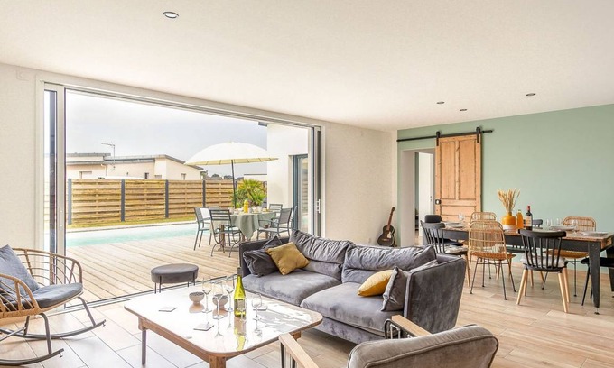 Plouneour-Brignogan-Plages Other | 117 m² Accommodation ∙ 4 bedrooms ∙ 8 guests