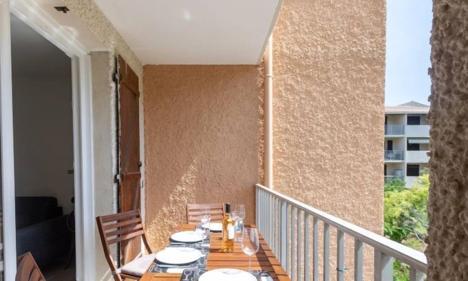 La Madrague Apartment | Les Aigues Marines by Interhome