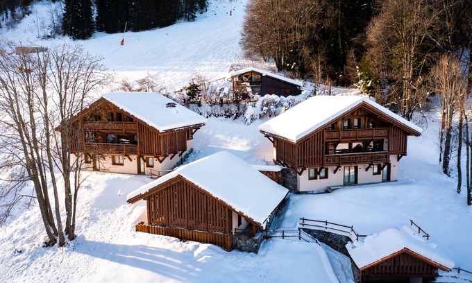 Saint-Nicolas-de-Veroce Ski Chalet | Chalet 5* ski in/out, swimming-pool, sauna, cinema, 20 people