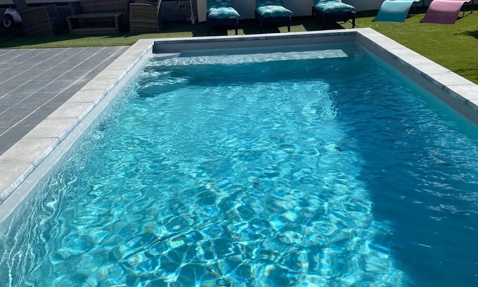 Saint-Maximin-la-Sainte-Baume Villa | Location Maison Avec Piscine Climatisée