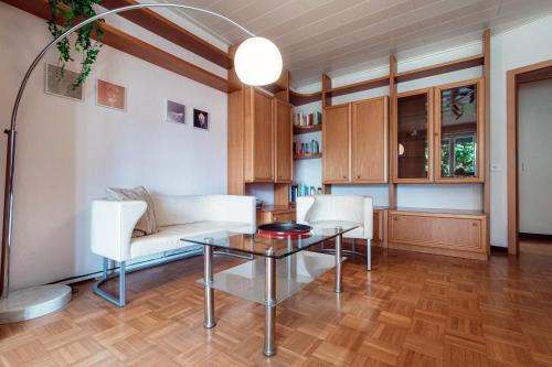 Massagno Apartment | Francobollo Studio by Quokka 360 - flat with balcony