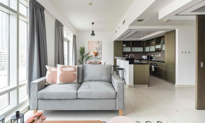 Downtown Dubai Apartment | Frank Porter - The Lofts Central