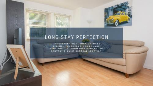 Central Aberdeen Apartment | Free Allocated Barrier Secured Parking Space at rear entrance & Fast WIFI, Ideal for long term contractor, corporate, etc stays, Regular housekeeping option - Dwellcome Home Ltd 2 Bedroom King & Double Central Apartment - see our site for assurance