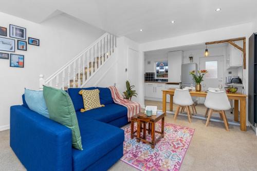 Livingston Apartment | Free Parking - Central - Sleeps 6 - 2 Bedrooms