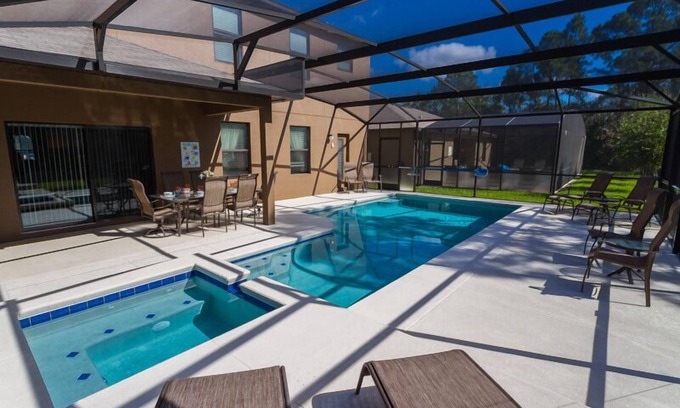Thousand Oaks House | Free Welcome Pack Upon Arrival! Enjoy this beautiful home in Florida