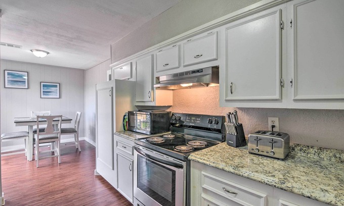 Freeport House | Freeport Home: Gas Grill, Fire Pit & Patio!