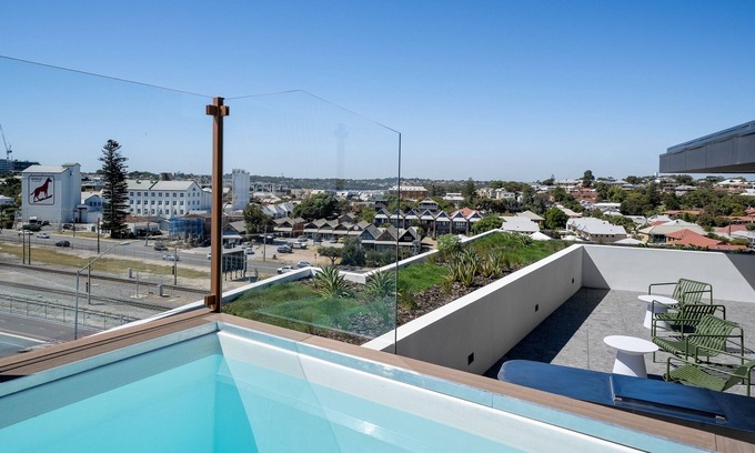 North Fremantle Apartment | Fremantle 1-Bed Close to Beach & Shops