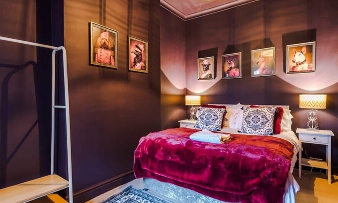 Chester House | Freshly refurbished! Right near the City Centre