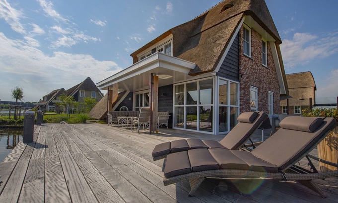Delfstrahuizen Villa | Friesland Villa w/Sauna